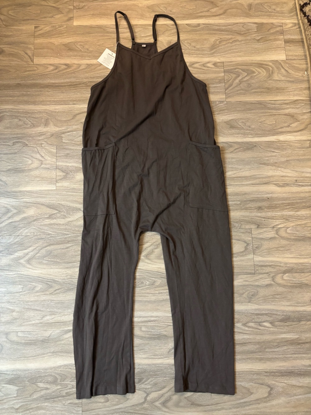 Sleeveless Relaxed Jumpsuit with Front Pockets